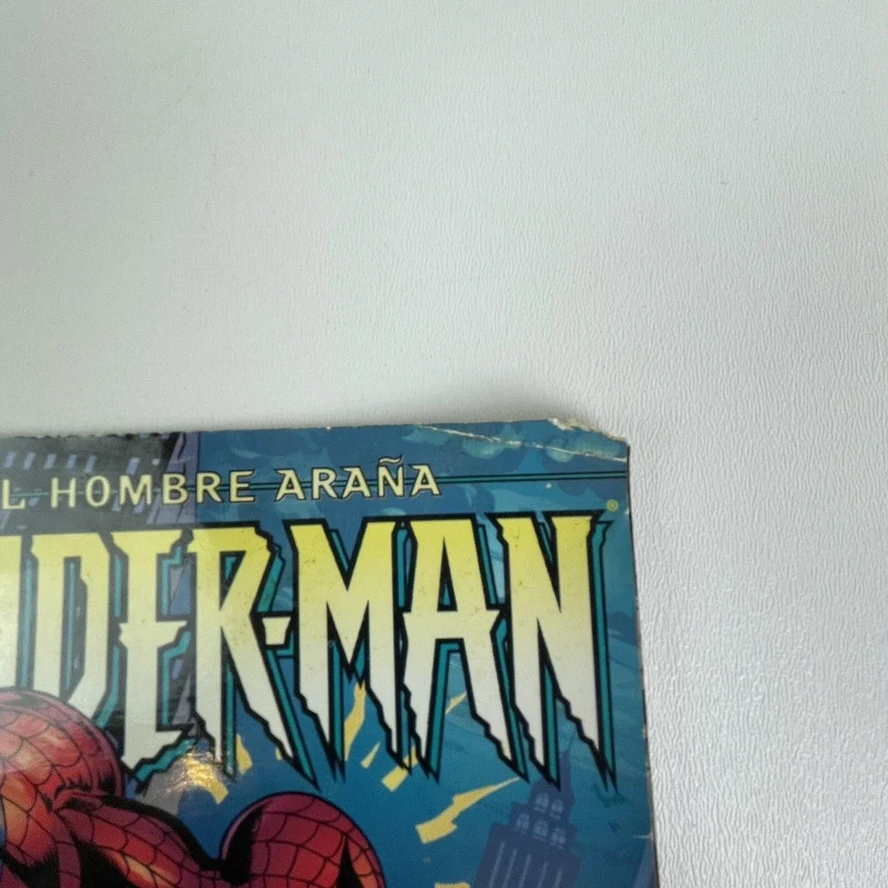 Peter Parker Spider Man Spanish Version Variant Morbius Un Monstruo Llamado